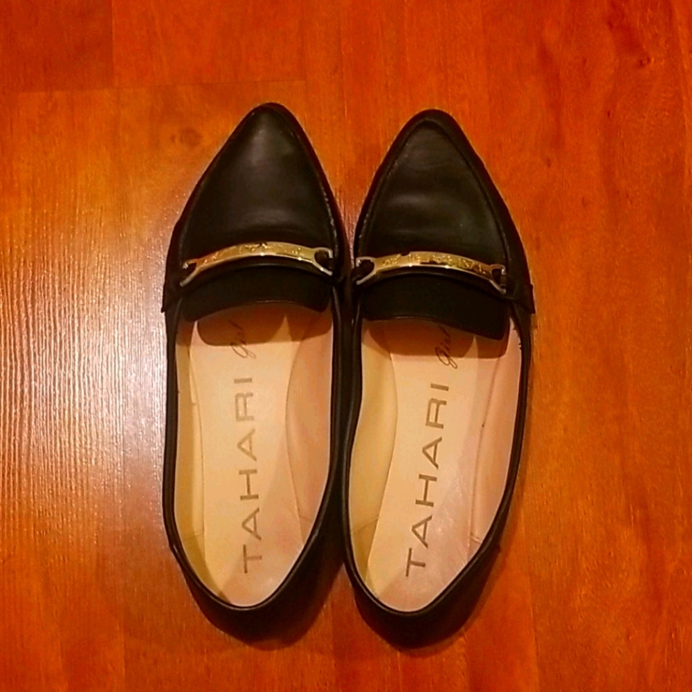 Black flats